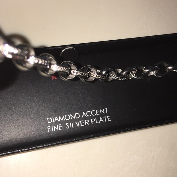Last Chance. ❄️Diamond Accent Bracelet❄️ - Picture 7 of 8